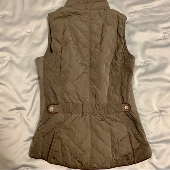 Zara vest size XS - Picture 5 of 6